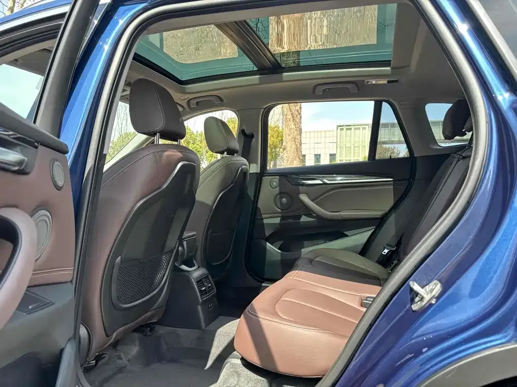 BMW X1 2023 из CN, фото 8