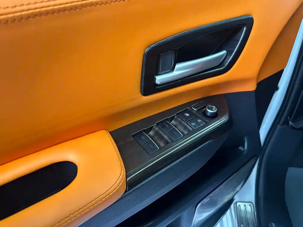 Toyota Sienna 2024 из CN, фото 8