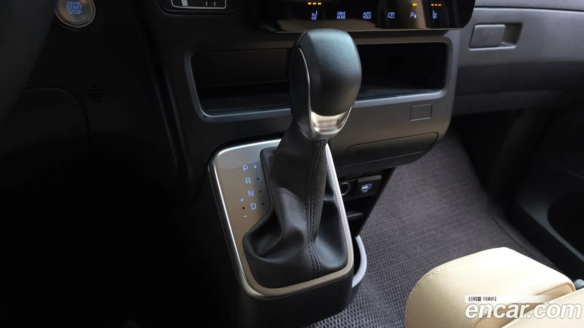 Hyundai Staria — фото 2