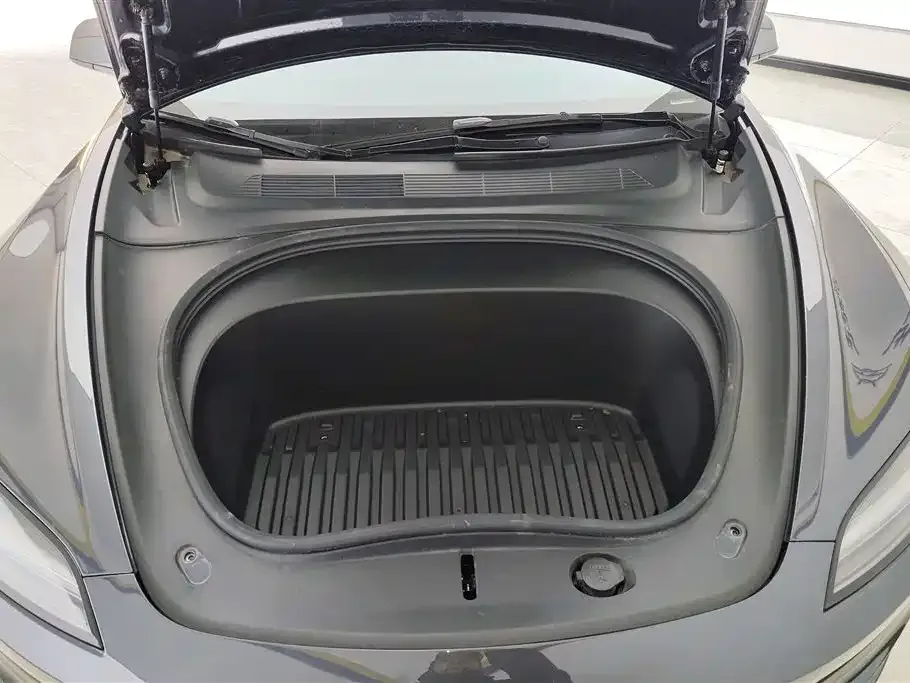 Tesla Model 3 2025 из CN, фото 9