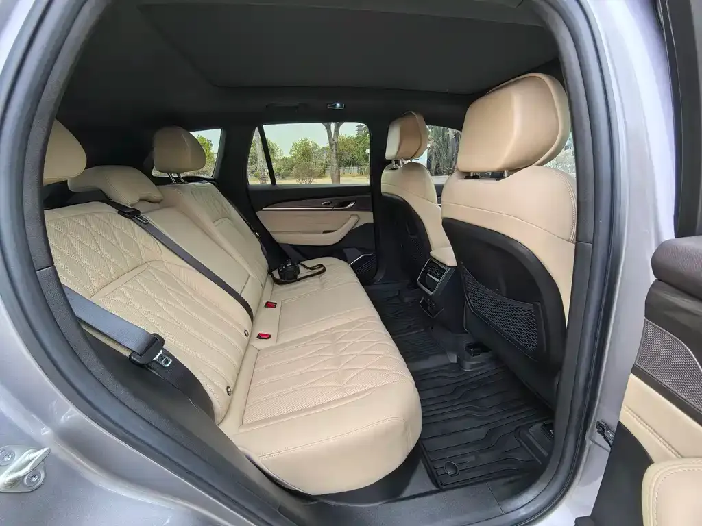 Geely Xingyue L 2025 из CN, фото 2