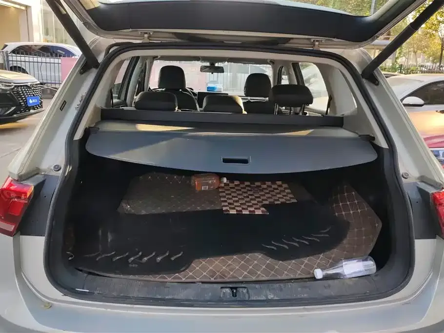 Volkswagen Tiguan L 2022 из CN, фото 10