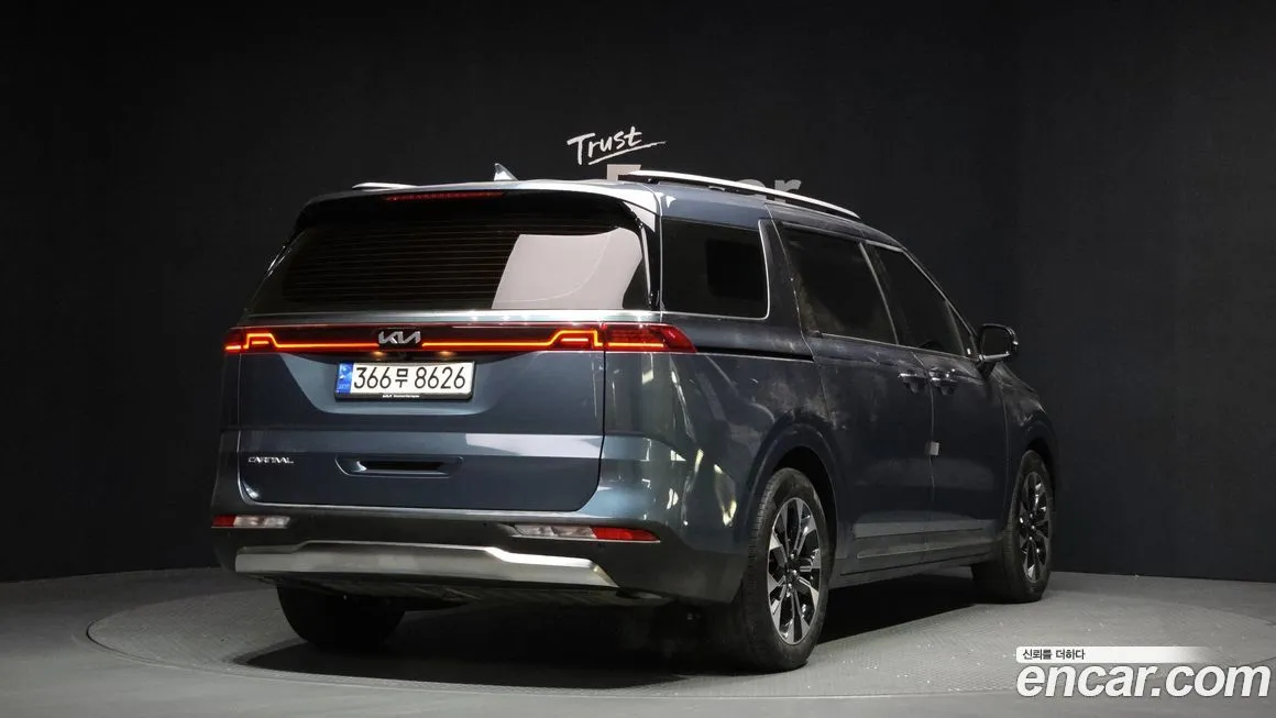 Kia Carnival — фото 2