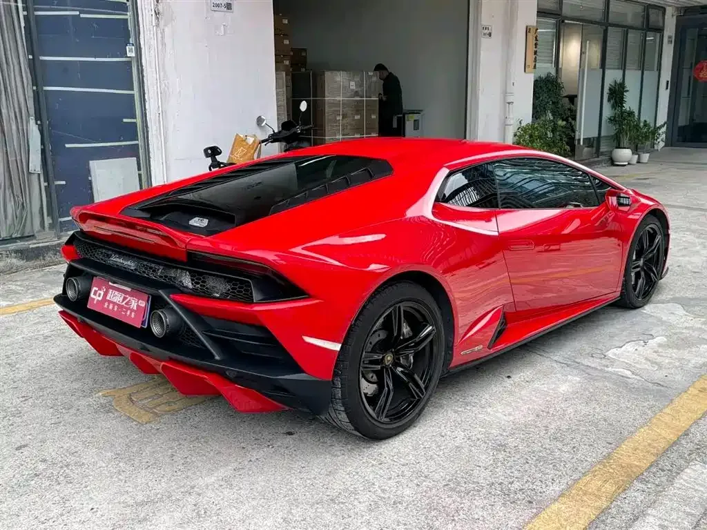 Lamborghini Huracan — фото 2
