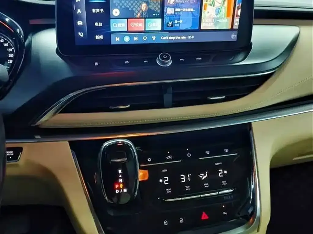Buick GL8 2023 из CN, фото 6