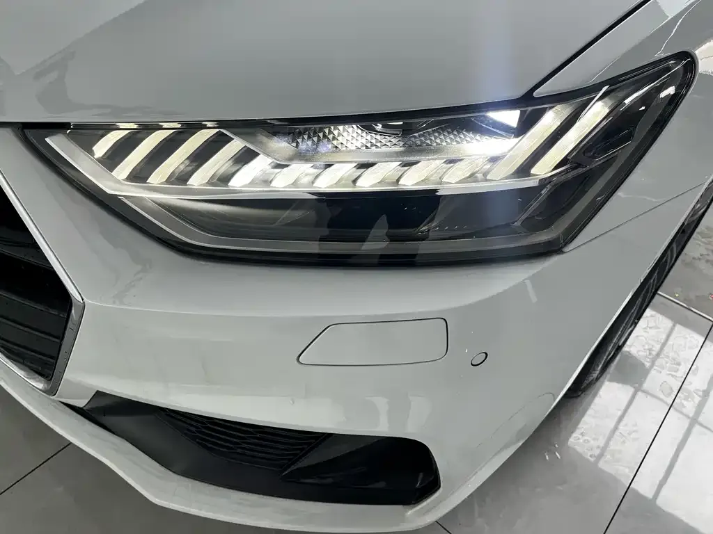 Audi A7 — фото 9