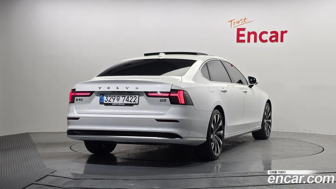 Volvo S90 2026 из KR, фото 9