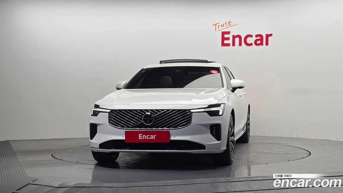 Volvo S90 2026 из KR, фото 2
