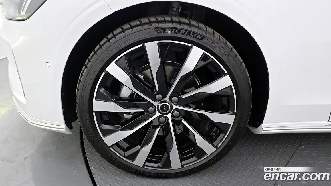 Volvo S90 2026 из KR, фото 3