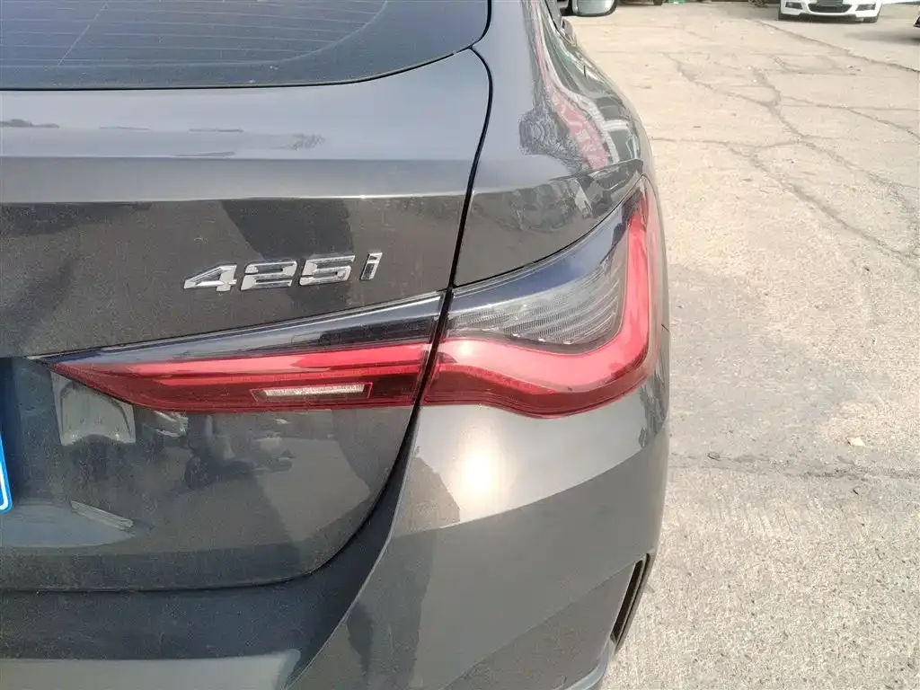 BMW 4 Series 2023 из CN, фото 9
