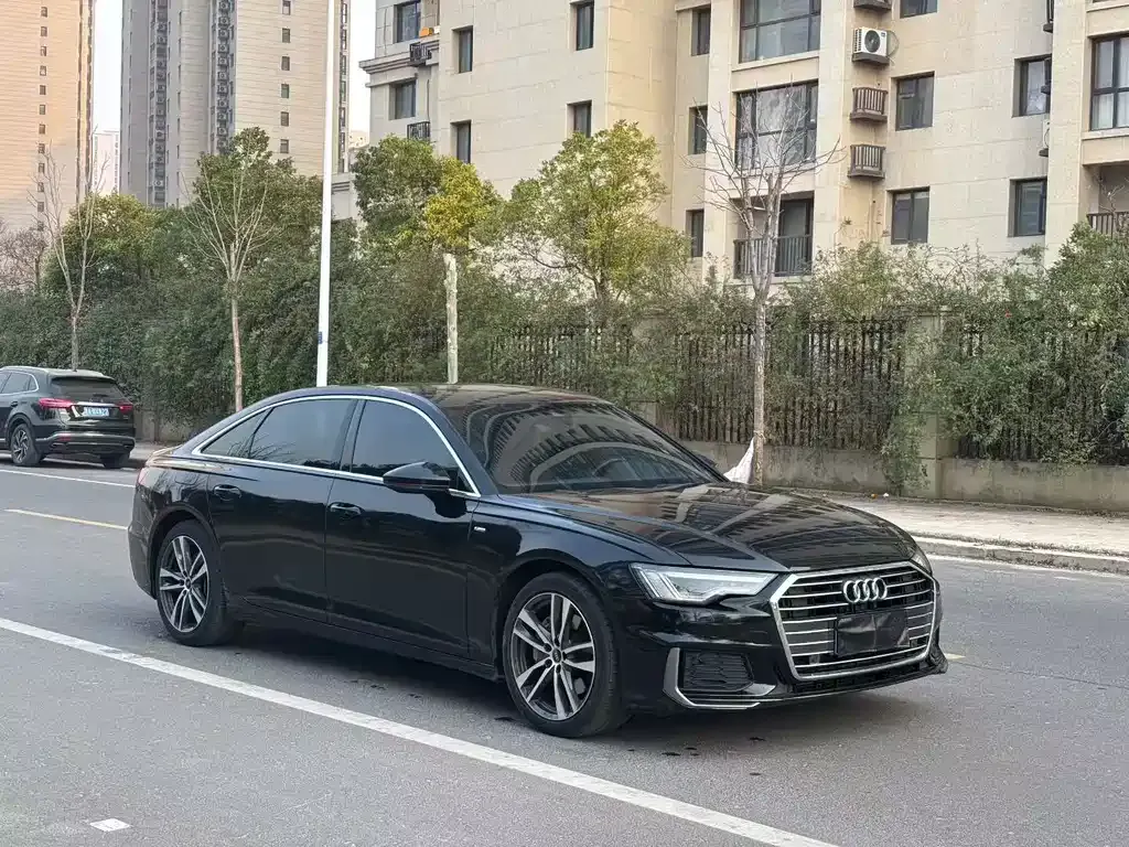Audi A6L 2021 из CN, фото 6