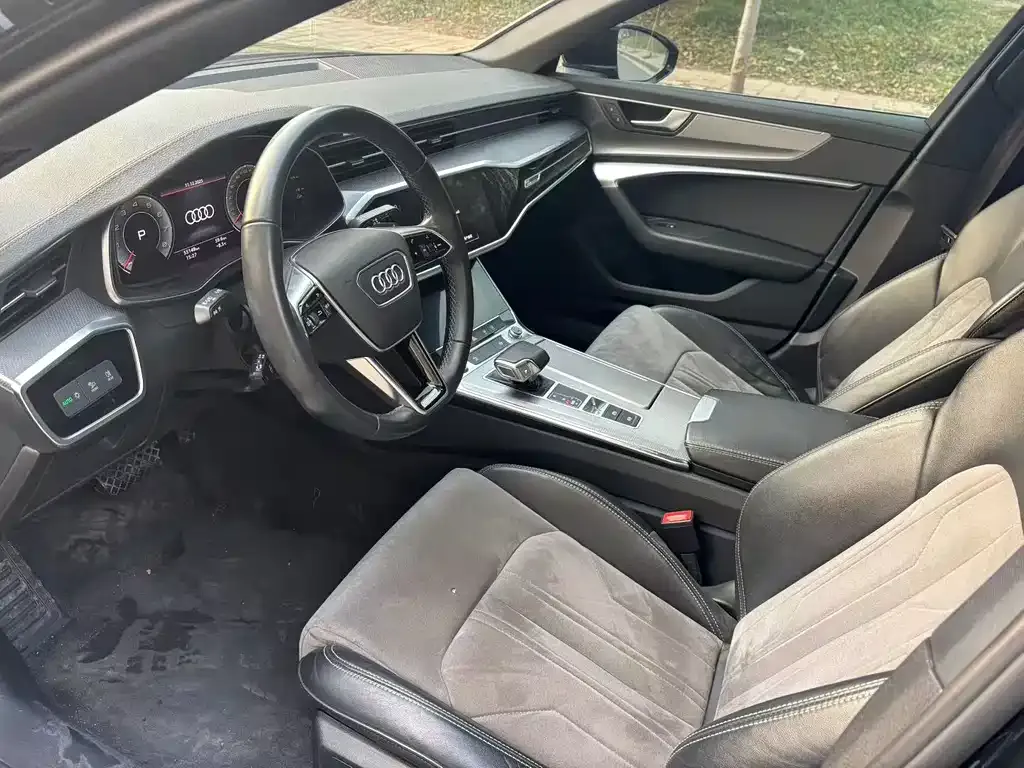 Audi A6L 2021 из CN, фото 9