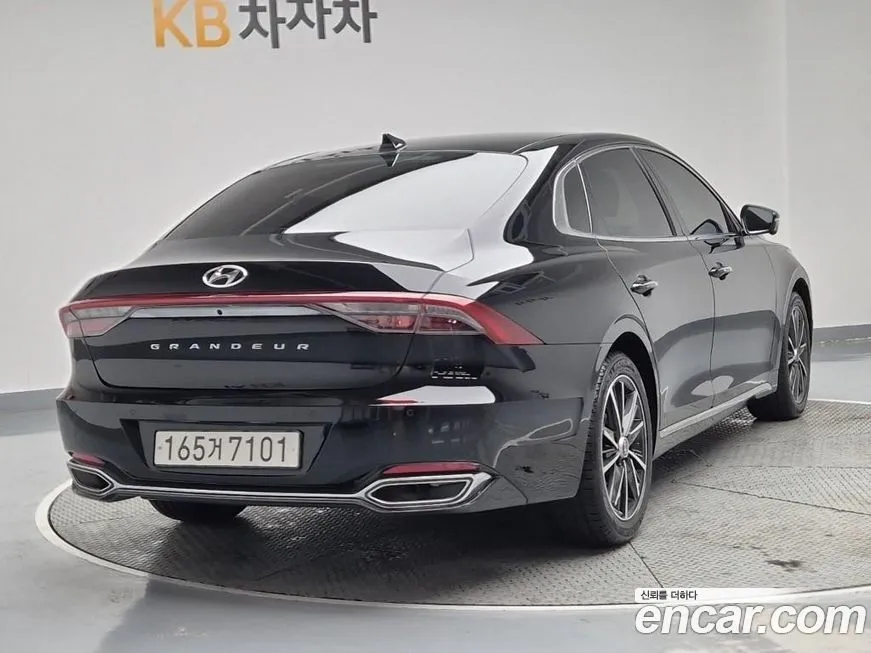 Hyundai Grandeur 2022 из KR, фото 7