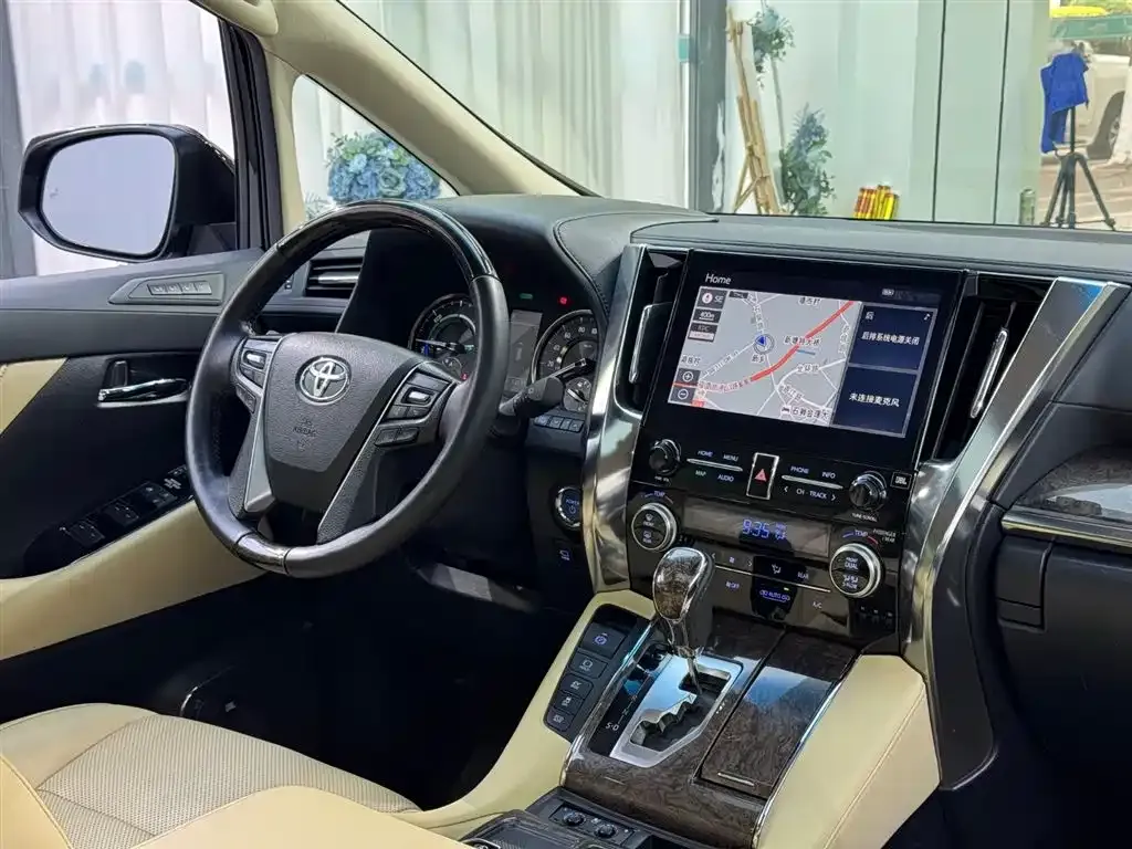 Toyota Alphard 2023 из CN, фото 9