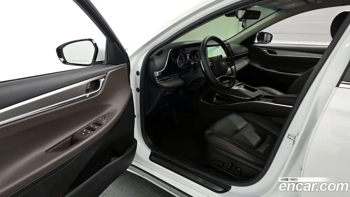 Hyundai Grandeur 2021 из KR, фото 2