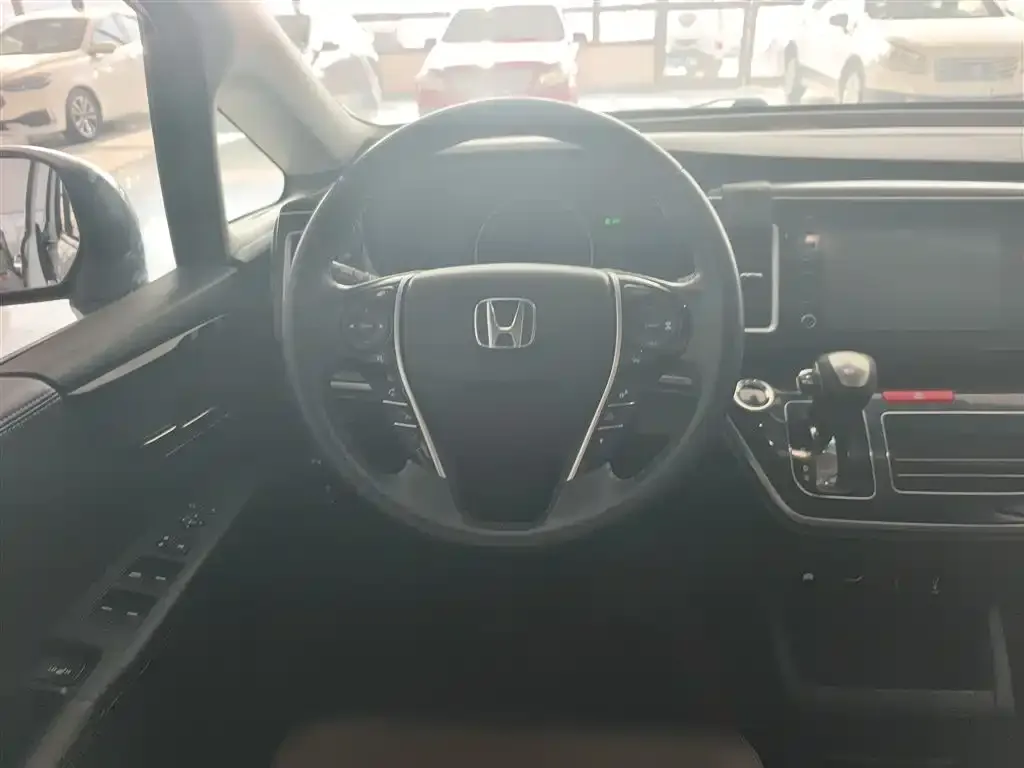 Honda Elysion 2021 из CN, фото 8