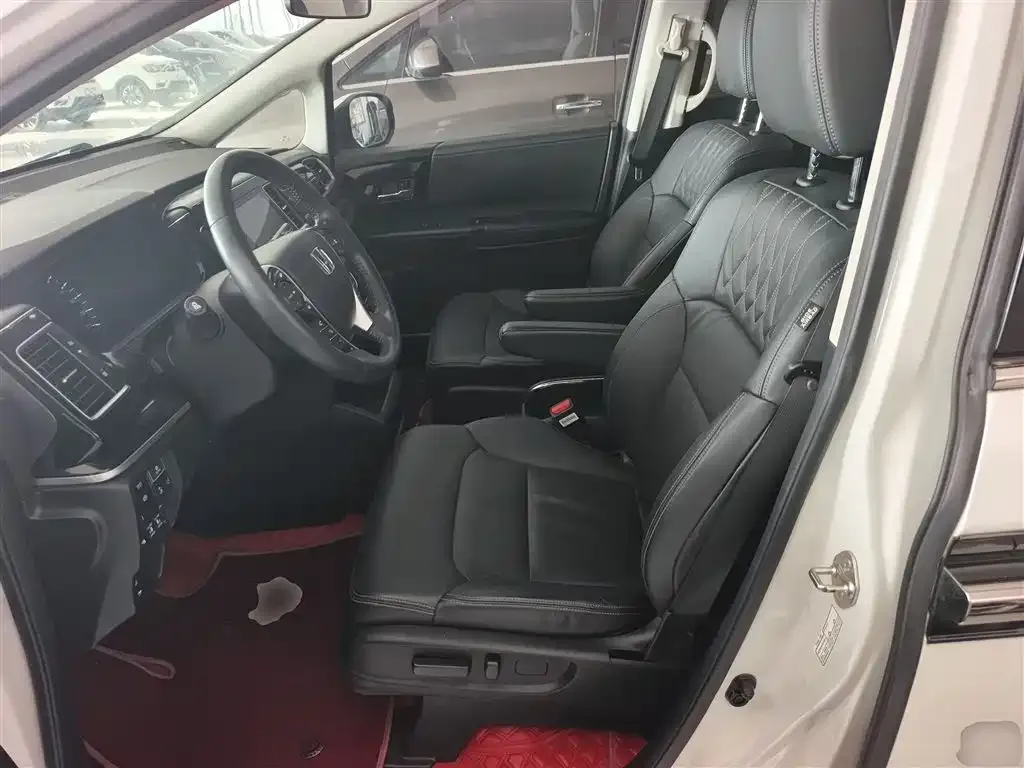 Honda Elysion 2021 из CN, фото 7