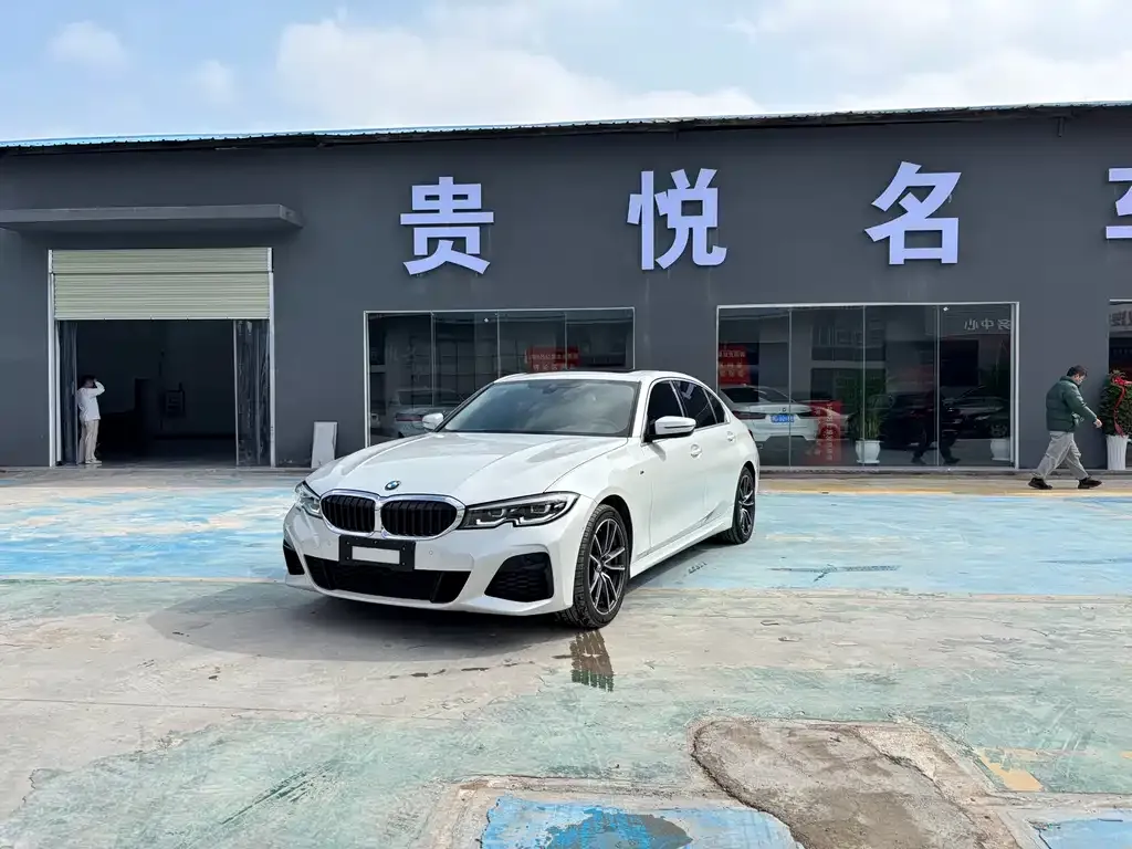BMW 3 Series 2021 из CN, фото 1