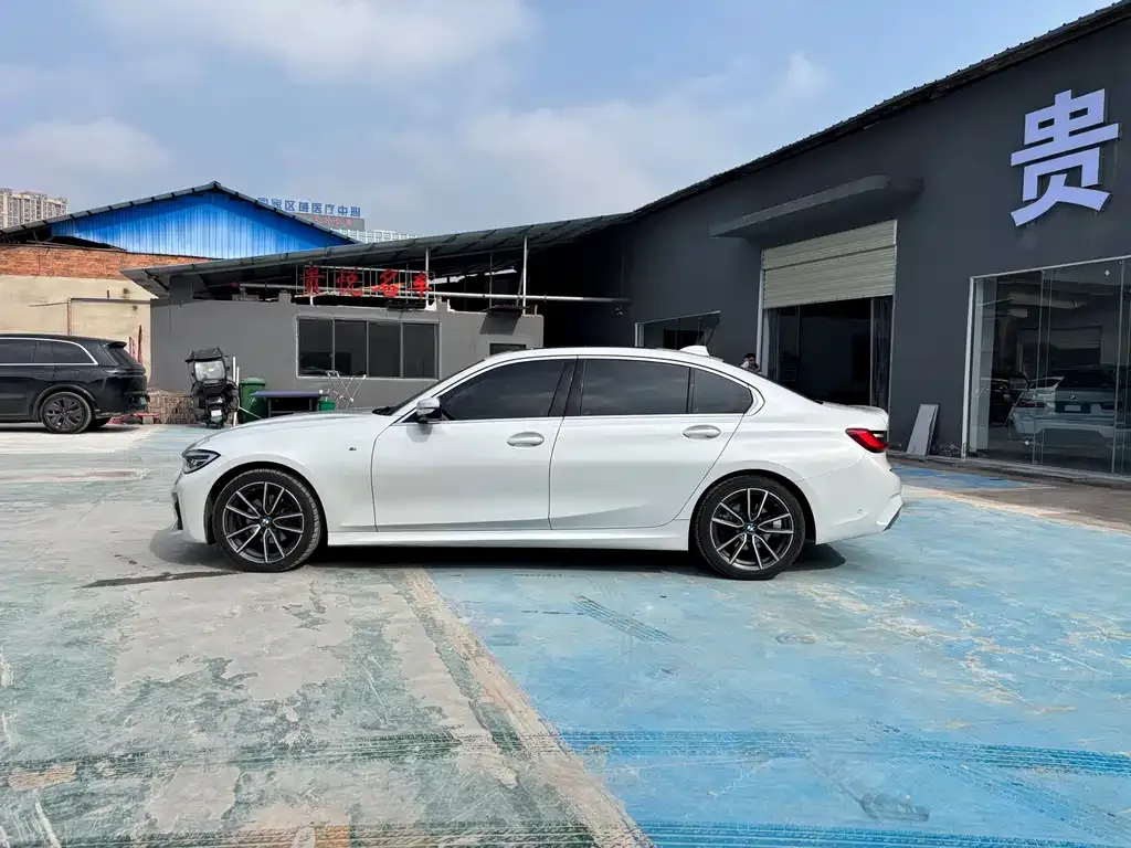 BMW 3 Series 2021 из CN, фото 9