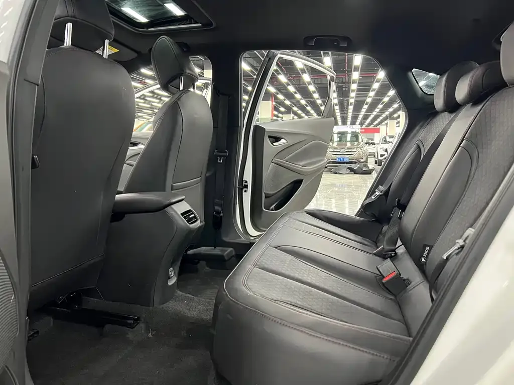 Buick Verano 2022 из CN, фото 3
