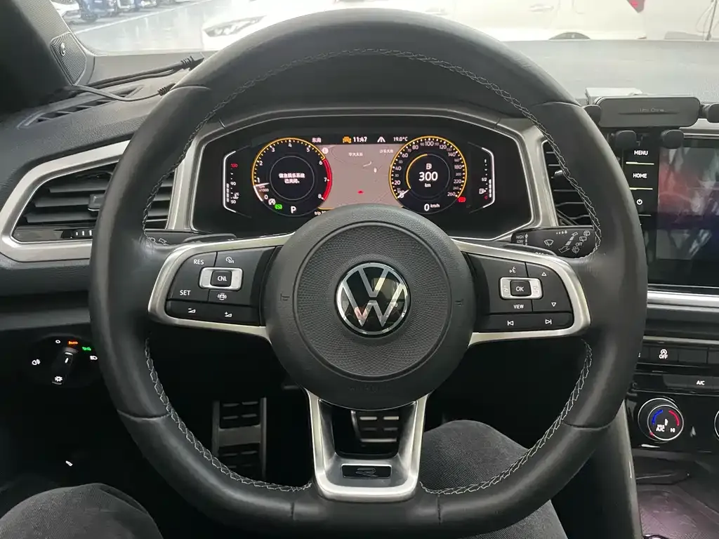 Volkswagen T-Roc 2023 из CN, фото 6