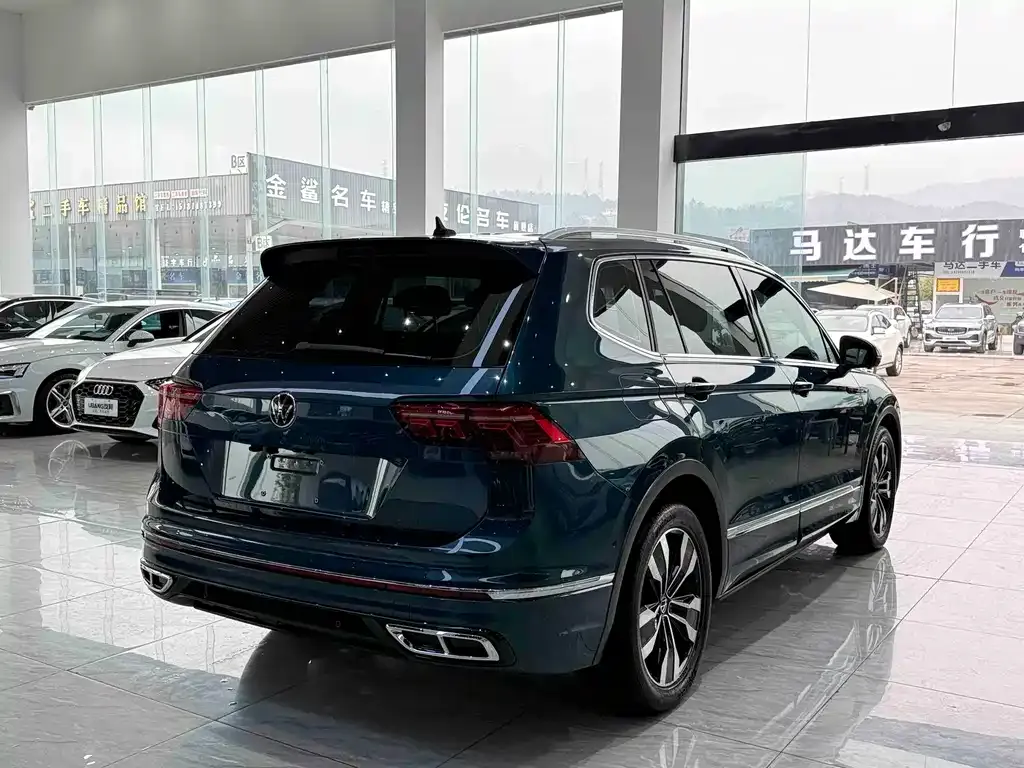 Volkswagen Tiguan L 2021 из CN, фото 7