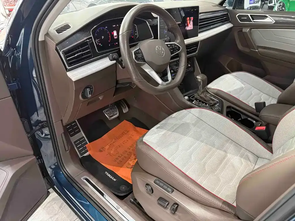 Volkswagen Tiguan L 2021 из CN, фото 5