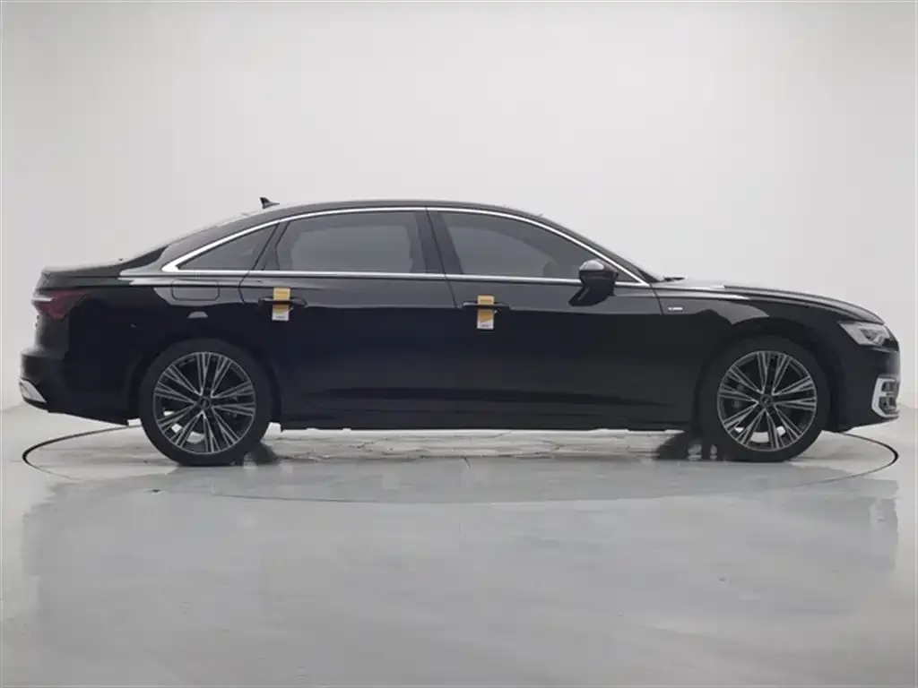 Audi A6L 2025 из CN, фото 5