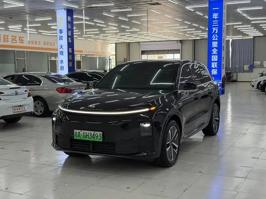 Li Auto L6