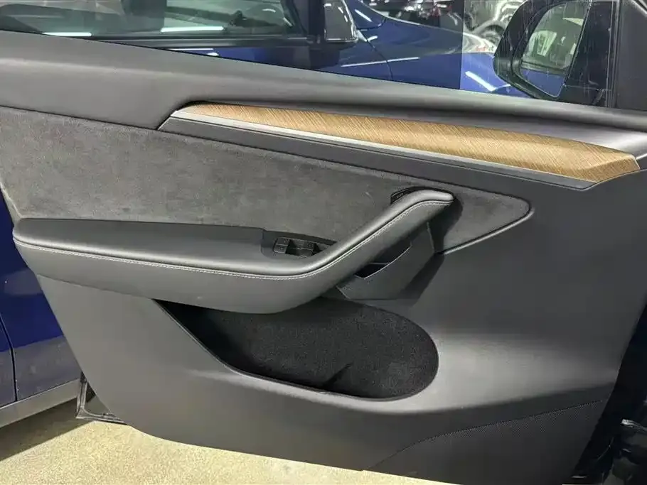 Tesla Model Y 2021 из CN, фото 2