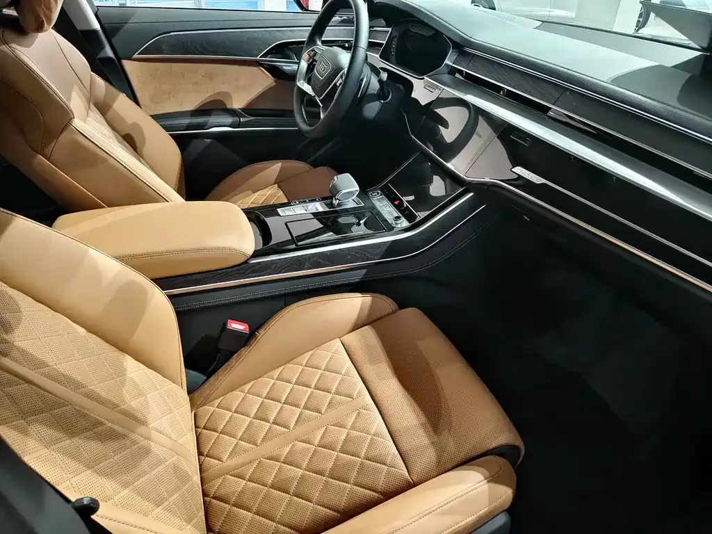 Audi A8 2024 из CN, фото 10