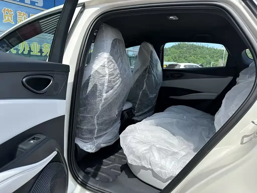 BYD Seal 05 DM-i 2026 из CN, фото 9