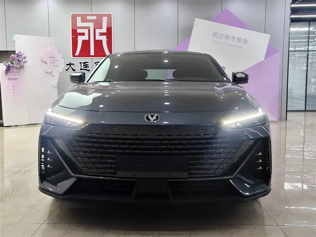 Changan UNI-V iDD 2023 из CN, фото 3