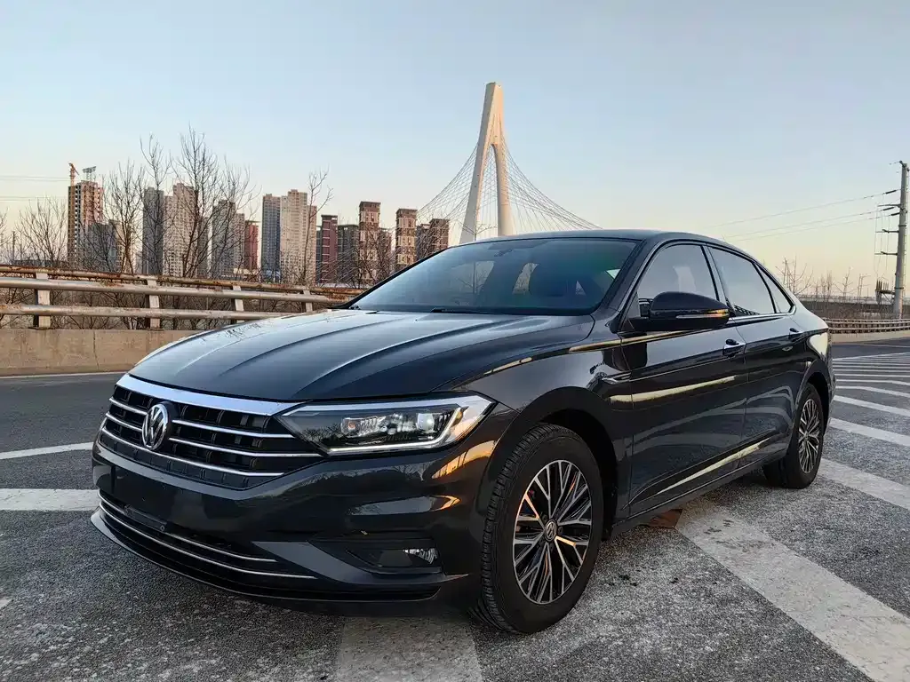 Volkswagen Sagitar