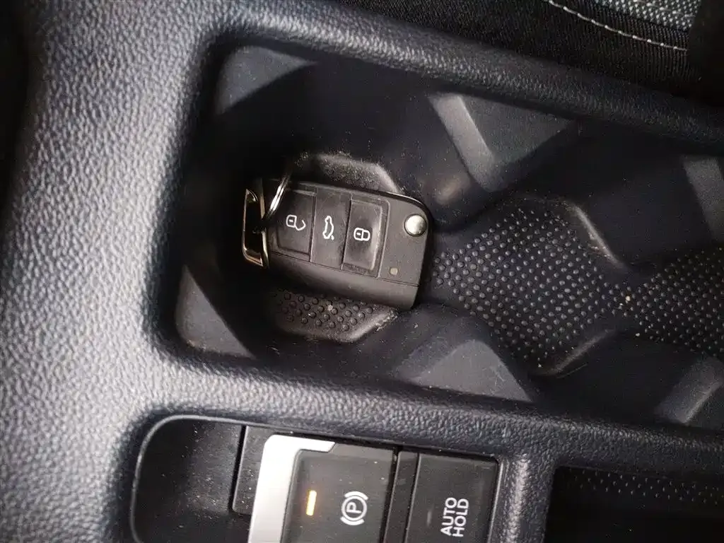 Volkswagen Lavida 2024 из CN, фото 7