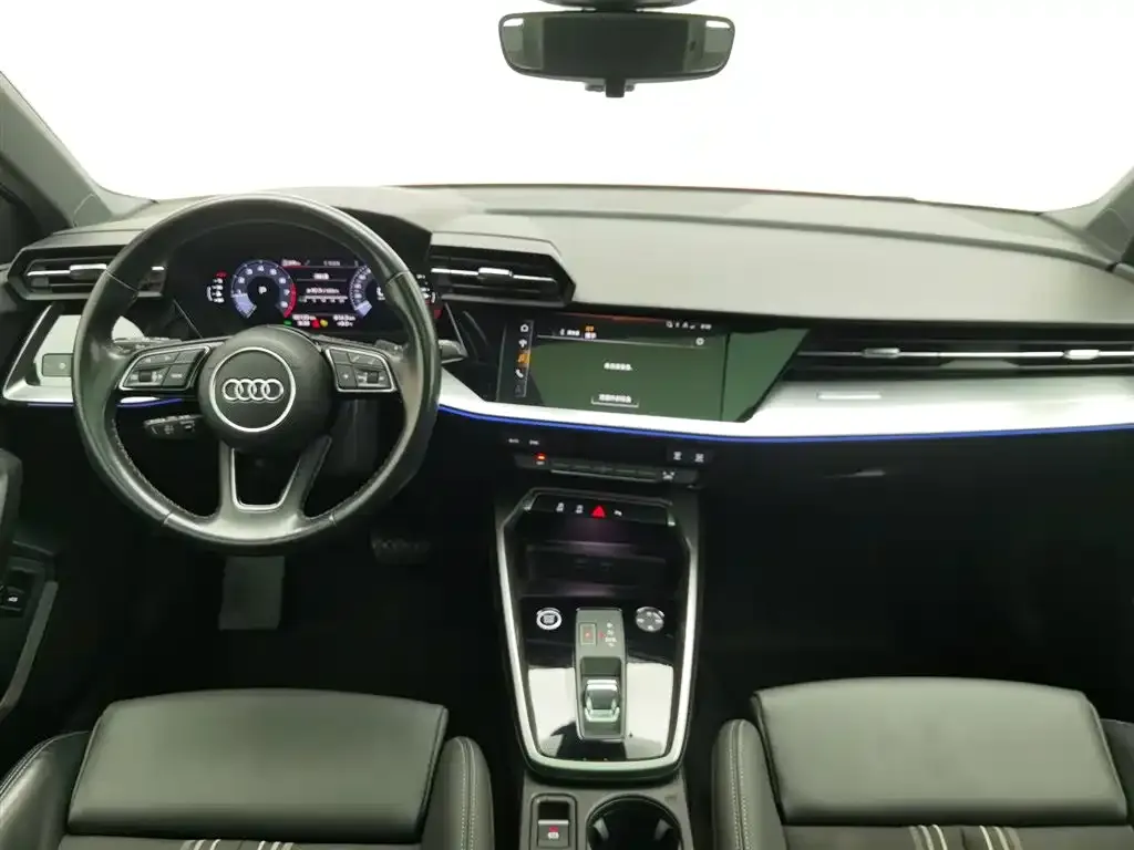 Audi A3 2024 из CN, фото 4