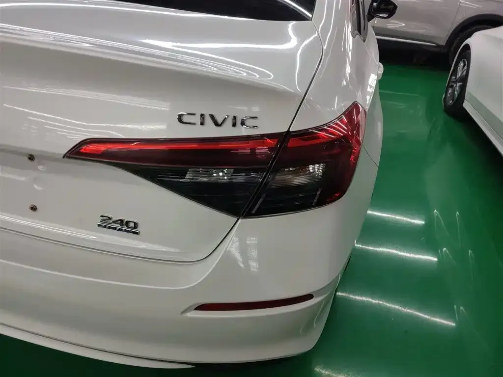 Honda Civic 2022 из CN, фото 2