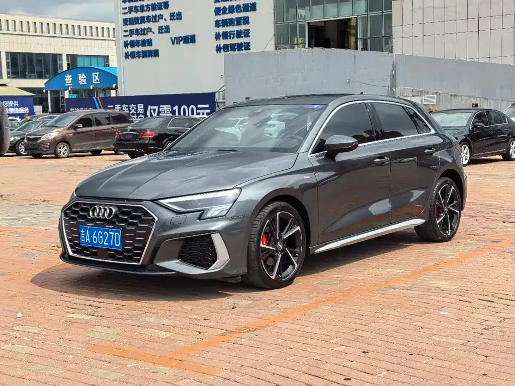 Audi A3 2022 из CN, фото 1