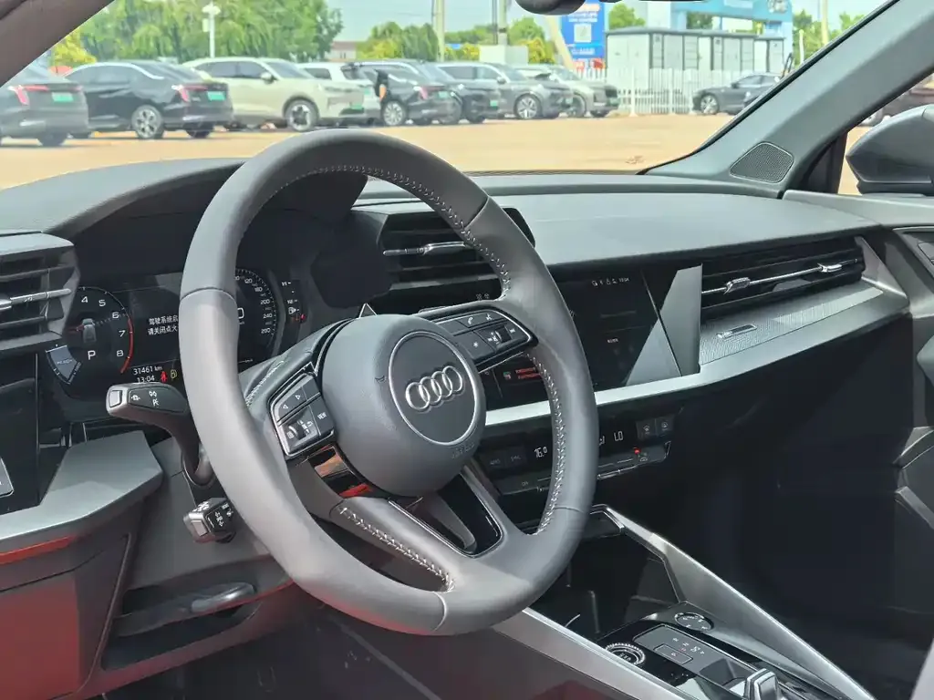 Audi A3 2022 из CN, фото 2
