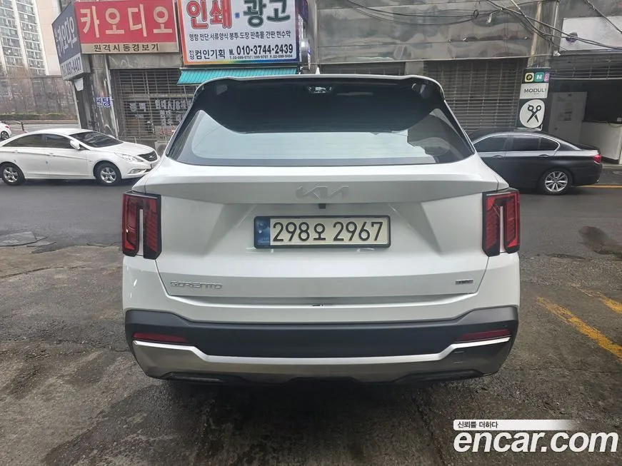 Kia Sorento — фото 9