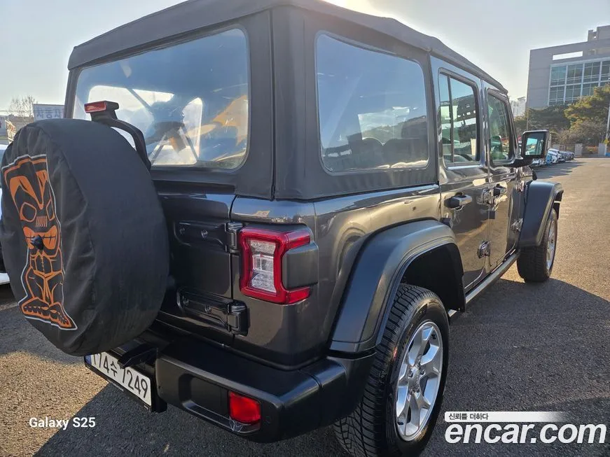Jeep Wrangler 2021 из KR, фото 5