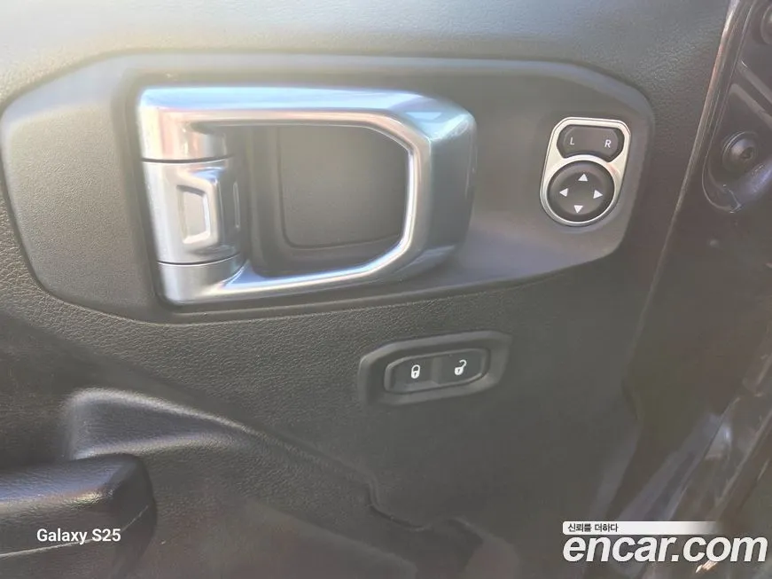 Jeep Wrangler 2021 из KR, фото 6