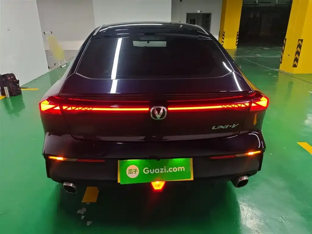 Changan UNI-V 2023 из CN, фото 7