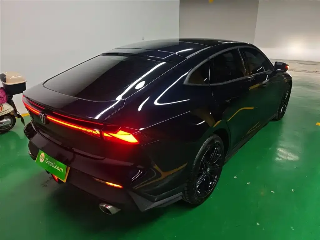 Changan UNI-V 2023 из CN, фото 6
