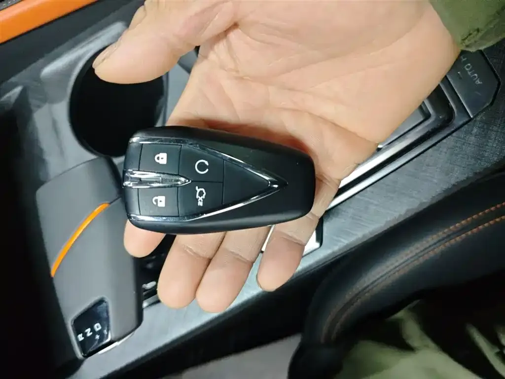 Changan UNI-V 2023 из CN, фото 3
