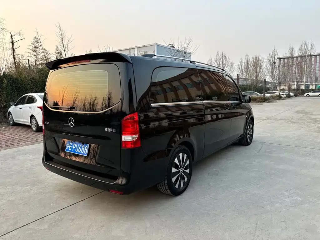 Mercedes-Benz Vito 2023 из CN, фото 7
