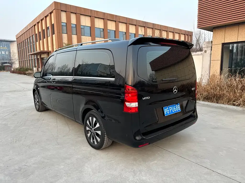 Mercedes-Benz Vito 2023 из CN, фото 8