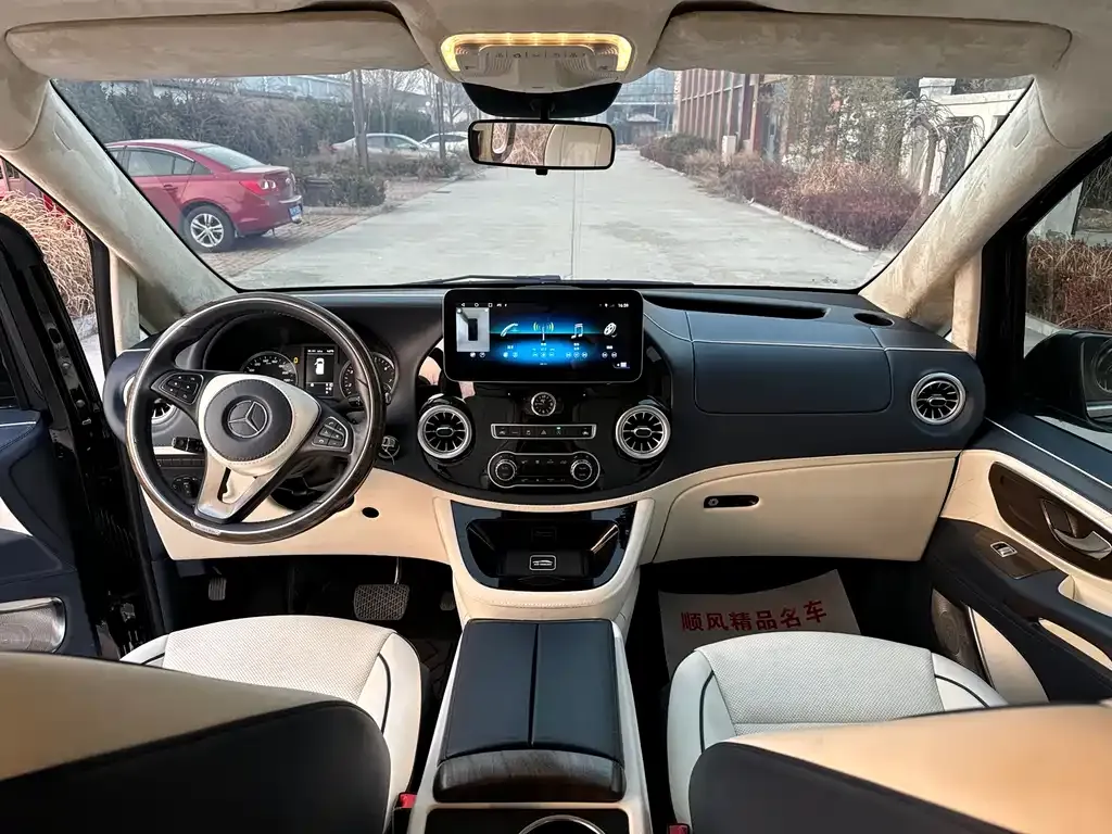 Mercedes-Benz Vito 2023 из CN, фото 4