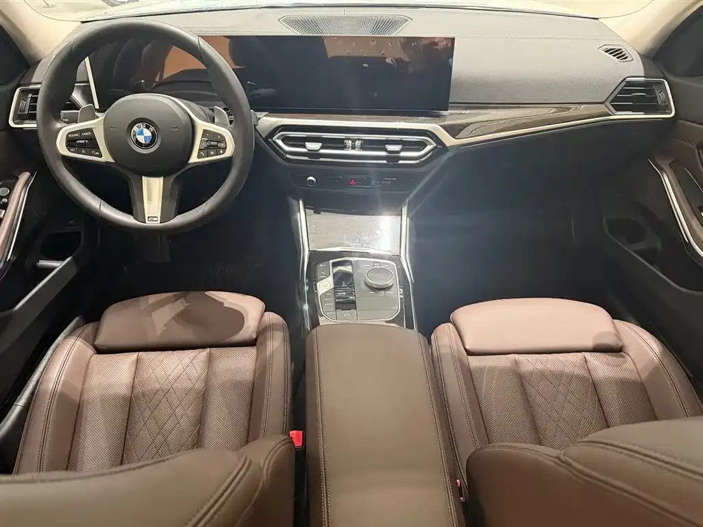 BMW 3 Series 2025 из CN, фото 8