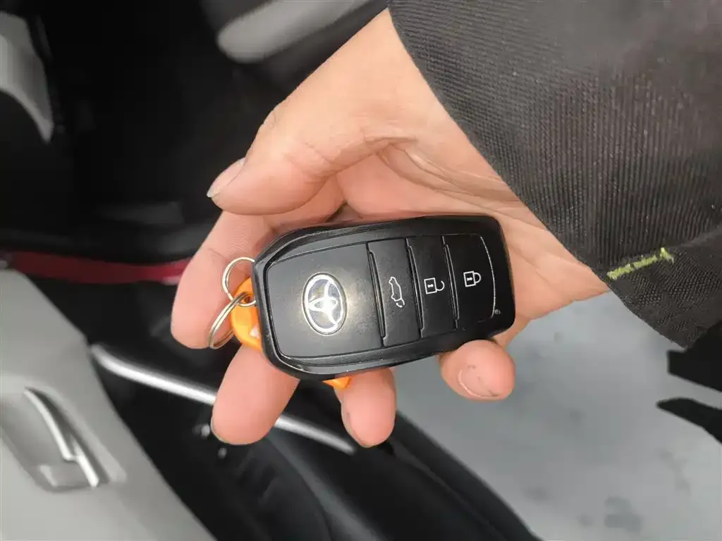 Toyota Frontlander 2023 из CN, фото 9